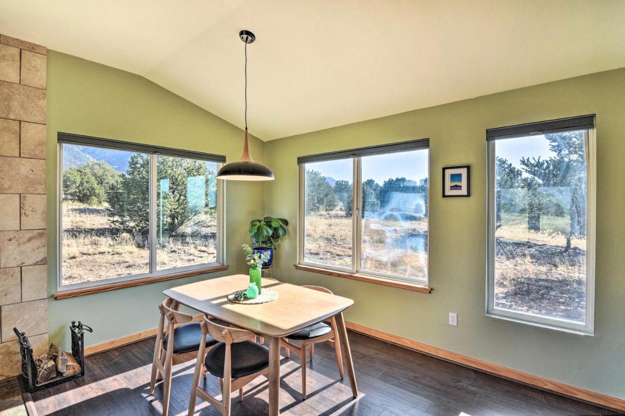 הוילה Crestone Cozy Remote Retreat • Mountain Views • Stargazing מראה חיצוני תמונה