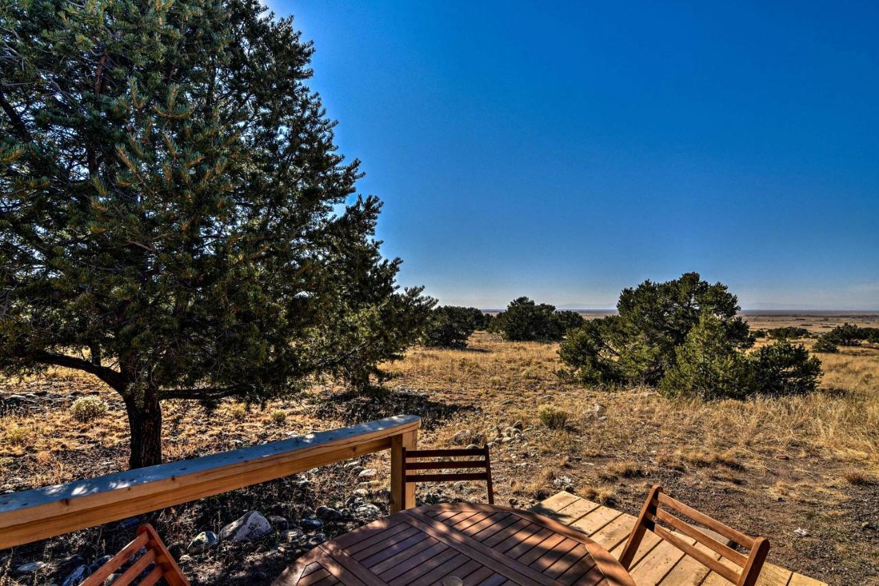 הוילה Crestone Cozy Remote Retreat • Mountain Views • Stargazing מראה חיצוני תמונה